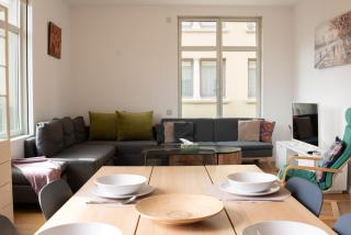 Cathedral Charm on Via Lantana - Barcelona - 9