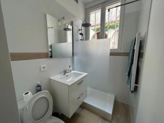 Appartement rénové, proche métro et canal - Pantin - 8
