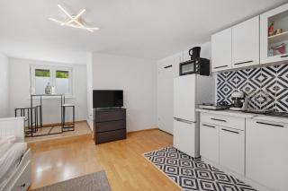 M B Homes Schlatt Fewo 1 - 8