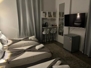 Downtown House Suites - 2