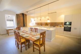 Très bel hôtel particulier en plein cœur de village - Étoile-sur-Rhône - 0