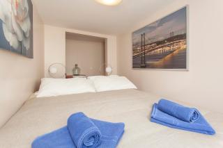Principe Real 2 bedrooms 2 bathrooms, AIR-CON, Wi-Fi, 2nd floor - Lissabon - 4
