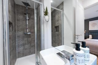 Bridge House - 1-Bed with Sofabed - Shottery - 4
