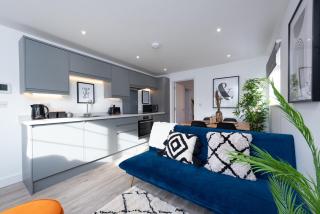 Bridge House - 1-Bed with Sofabed - 9