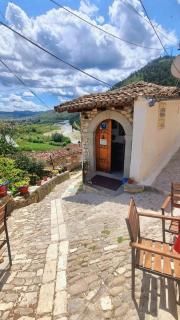 Hava Baci (old town) - Berat - 5