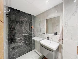 Cosy Central Appart in Casablanca Best Location - - 2