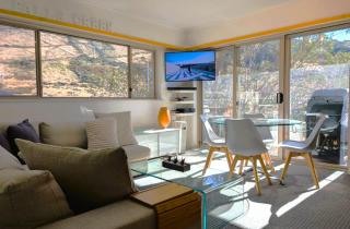 Alpine View Apartments - 2