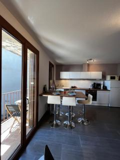 T2 + Cabine à Canet Plage – 4 Couchages, Terrasse, à 100 m de la Mer - 0