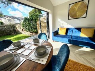 Modern 2BR Duplex with Garden in Cardiff Stylish and Relaxing Stay - Cardiff - 9