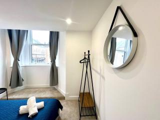 Modern 2BR Duplex in Pontcanna Cardiff Stay in a stylish space - Cardiff - 3