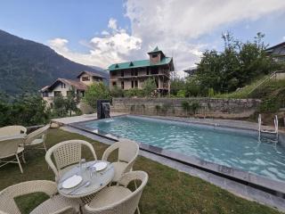 Smuggler Resort By West Western Near To Mall Road & Hadimba temple # Swimming Pool#Free Pick from Volvo Bus Stand - Manāli - 0