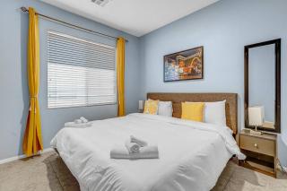 Elegant Golden Arch King Room - Las Vegas - 0