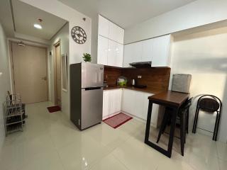 Casa Ison at The Silk Residences, Studio with Balcony at the heart of Manila - Manila - 7