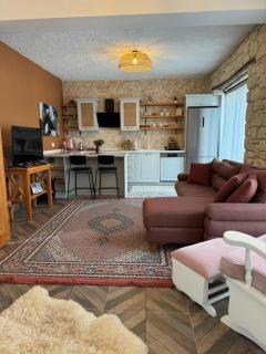 Çeşme'de Villa konforunda alaçatı taş ev tasarımlı sıfır eşyalı - Çeşme - 9