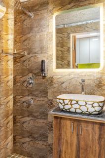 Super Luxury Independent Studio - Gurgaon - 6