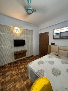 Super Luxury Independent Studio - Gurgaon - 1