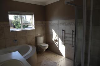 Shores Keep - Self Catering Home - Hermanus - 9