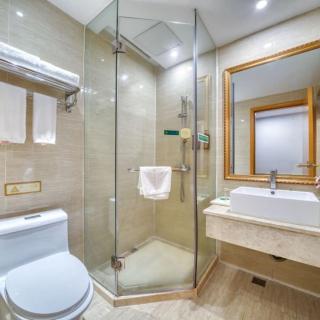 Vienna 3 Best Hotel Fuzhou Fuma Road Ziyang - Fuzhou - 2