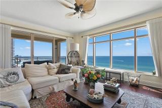 Three-Bedroom Apartment with Water Views - Clearwater Beach - 0