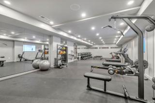 Plush Haven-2 Unit Combo-Walk To Broadway - 6