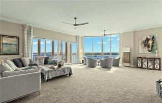 Three Bedrooms 4 Baths Penthouse - Fort Myers Beach - 8
