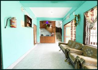 OT Hotel # R # Krishna Guest House Near Sea-Beach PURI, BALCONY, KITCHEN, NON AC and AC Rooms Wifi,- Parking Facilities - BEST HOTEL IN PURI - Puri - 7