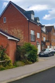 Large 4-Bed House with Garden & Driveway Brand New Rotherham Stay - Kimberworth - 1