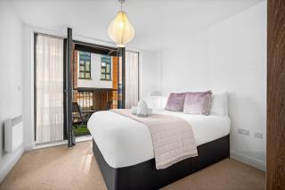 Stylish 2 Bedroom Apartment - Balcony - Parking - Netflix 97M - Birmingham - 9