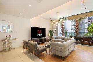 Livbnb - Luxury 3B with Maid's Room, Partial Sea View - Dubai - 6