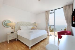 Livbnb - Luxury 3B with Maid's Room, Partial Sea View - Dubai - 8