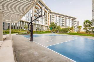 Livbnb - Luxury 3B with Maid's Room, Partial Sea View - Dubai - 3