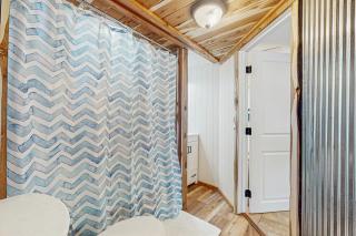 Lake Life HQ - Osage Beach - 1
