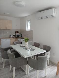 Home in Sarajevo - Doglodi - 3