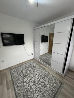 Home in Sarajevo - Doglodi - 2