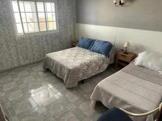 Spacious house near El Tablero with fenced garden - El Tablero - 1