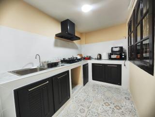 3Bed 2Bath, Pet friendly, 5min drive to BTS Udomsuk - Bang Na - 5