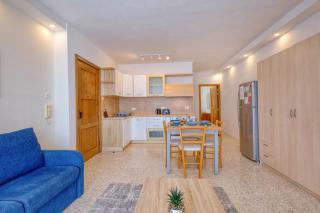 5th floor Seafront Apartment - St. Paul's Bay - 5