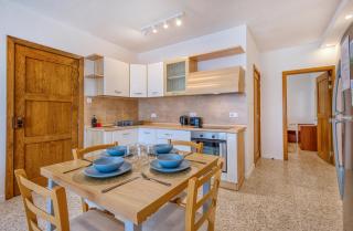 5th floor Seafront Apartment - St. Paul's Bay - 1