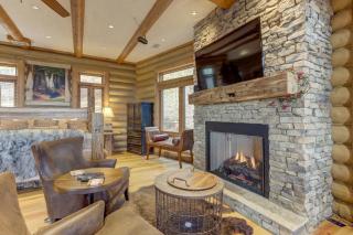 Rustic Luxury Retreat - Morganton - 1
