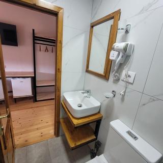 Jona Guest house - Gjirokastër - 4