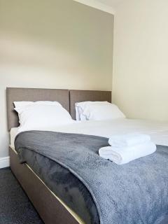 Millfield House by Blue Skies Stays - Middlesbrough - 6