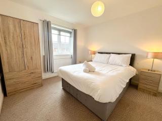 Aidan House by Blue Skies Stays - Middlesbrough - 8