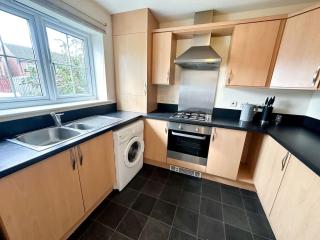 Aidan House by Blue Skies Stays - Middlesbrough - 4