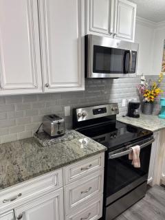 Beach Lovin/ 1 BR, handicap access, pets ok - Myrtle Beach - 6