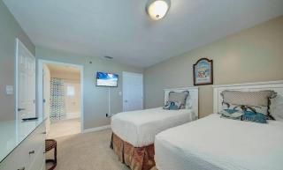 Three-Bedroom Condo with Oceanfront Balcony - Panama City Beach - 6