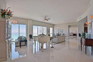 Elegant Oceanfront Penthouse with Panoramic Views - Pompano Beach - 8