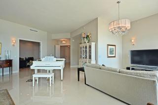 Elegant Oceanfront Penthouse with Panoramic Views - Pompano Beach - 6