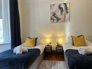 7 Night Stay - Family - Parking WI-FI - Sleeps 5 - Colchester - 5