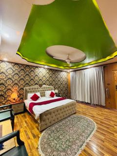 Shalimar Hotel And Restaurant - Skardu - 8