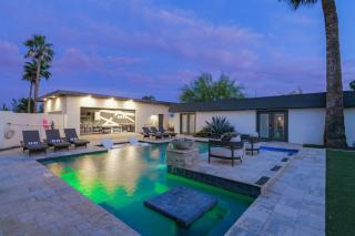 Sunkist Sanctuary in Scottsdale Villa Games & Fire Pit - Scottsdale - 3